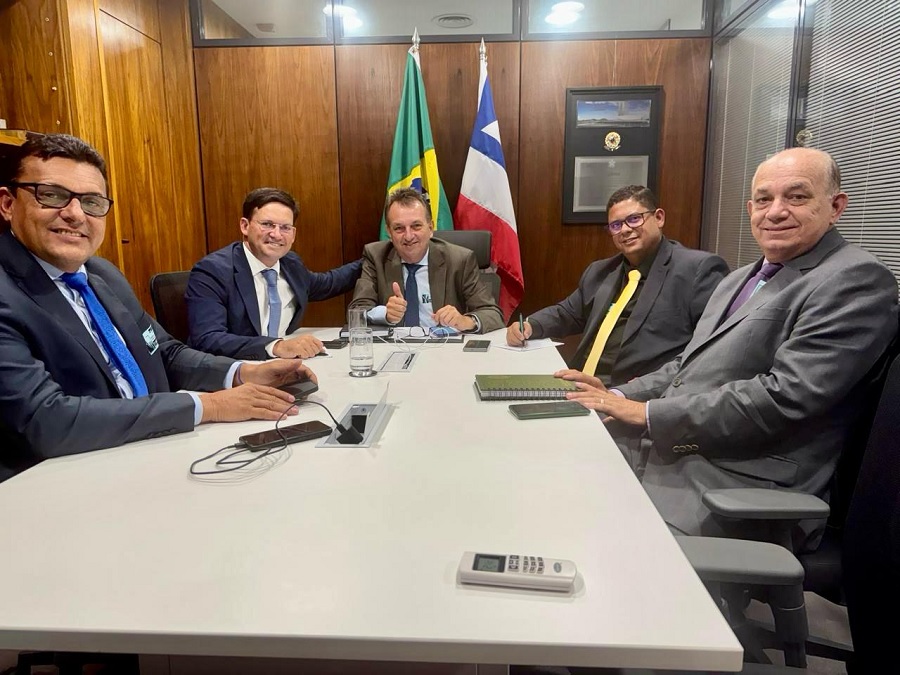 Imagem JPG, Prefeito de Cruz participa de encontro nacional e agendas em Brasília