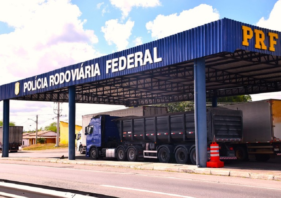 Imagem JPG, Autuações por desrespeito à Lei do Descanso quase dobram nas rodovias federais da Bahia